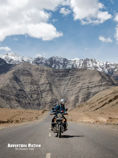 For bikers, their only love is to get on their bikes and snake up through the barren mountains of the Ladakh region while enjoying the spellbinding scenic view.  . Well, I don’t think any biker will want to miss such a heavenly place. So during this quarantine enjoy an inspirational blog and plan the next trip to Ladakh! . . . . #ladakh #leh #india #travel #kashmir #lehladakh #himalayas #ladakhdiaries #jammu #travelphotography #incredibleindia #mountains #photography #ladakhtourism #royalenfield Ladakh India, India Travel Places, Backpacking India, Bike Trip, Leh Ladakh, Hiking Photography, Bike Photography, Visit India, Scenic View