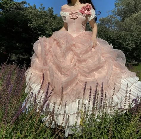 Gaun Fashion, Old Fashion Dresses, Princess Core, Royal Dresses, Fantasy Dresses, Princess Ball Gowns, Pretty Prom Dresses, Fairytale Dress, Princess Dresses