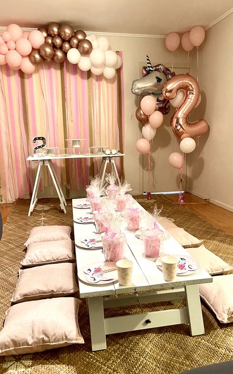 Birthday Setup At Home, Toddler Birthday Decorations, Girls Loft Bedroom, Hotel Birthday, Hotel Birthday Parties, Birthday Setup, Indoor Birthday Parties, Small Birthday Parties, Birthday Morning