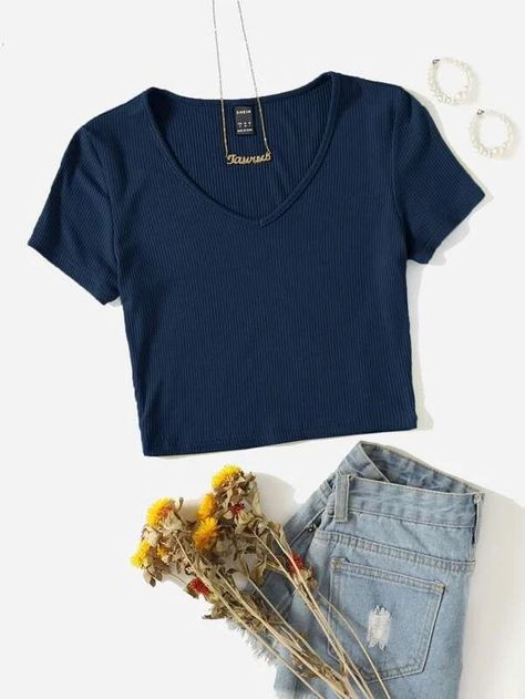 Dark Blue Shirt, Shirts For Teens, Simple Trendy Outfits, Women T Shirts, Cute Simple Outfits, Really Cute Outfits, Knit Tees, Online Clothing Stores, Outfits Casuales