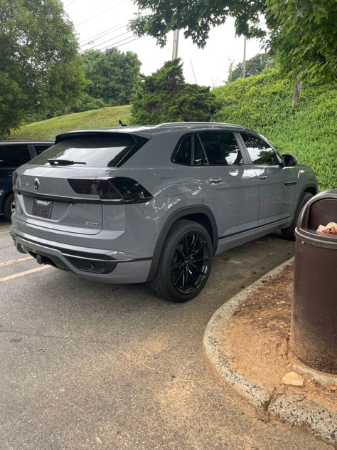 Vw Atlas Cross Sport Custom, Mom Cars Suv, Wrapped Suv, Mom Car Vehicles, Matte Grey Car, Vw Suv, Volkswagen Suv, Vw Atlas Cross Sport, Lambo Truck