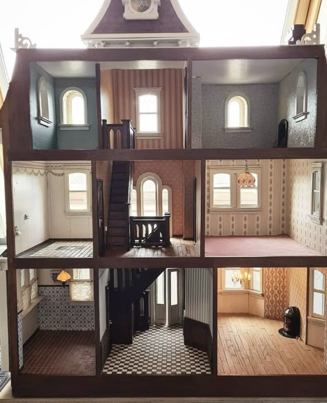 Lego Victorian House, Calico Critters Diy House, Victorian Dollhouse Interior Ideas, Victorian Dollhouse Interior, Dollhouse Interior, Basement Ideas Man Cave, Basement Ideas On A Budget, Barbie Dollhouse, Mini Doll House