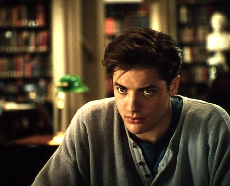 Brendan Fraser 90s, Rachel Weisz The Mummy, Mummy Movie, 90s Actors, Brendan Fraser, River Phoenix, Movie Shots, Frat Boy, Winona Ryder