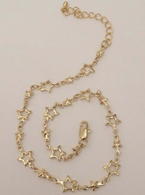 LA Based Fashion Jewelry Label for boho babes, vagabonds, drifters, wanderers, rockers, nomads, and the wild child Star Choker, Choker Chain, Star Chain, Jewelry Accessories Ideas, Classy Jewelry, Funky Jewelry, Star Jewelry, Jewelry Lookbook, Shining Star