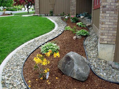 #Yard Tip 1: Add rock #mulch next to your foundation to keep water away; couple that with wood mulch to smother #weeds and keep #plants cool and moist. #BeHouseLogical #Landscaping #LawnCare Rock Mulch, Diy Study Table, Diy Front Yard, Garden Mulch, Mulch Landscaping, Window Box Flowers, Yard Landscaping Simple, Rock Garden Design, Small Front Yard