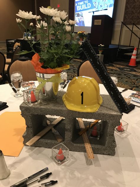 Men’s Table Centerpieces, Toolbox Centerpiece Ideas, Construction Centerpieces Table Decorations, Construction Themed Centerpieces, Construction Theme Table Decor, Civil Engineering Graduation Party Ideas, Architecture Theme Party, Tool Centerpiece Ideas, Fathers Day Party Ideas Theme