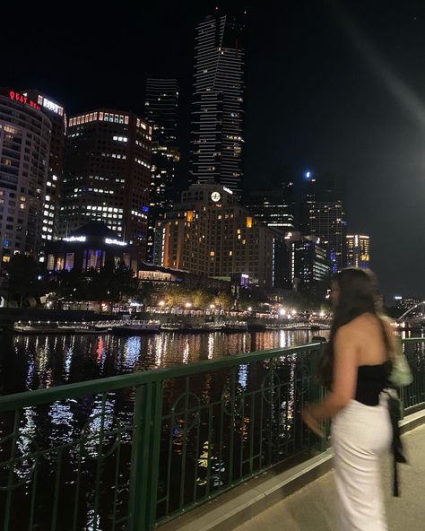 Melbourne Night Aesthetic, Life In Australia Aesthetic, Melbourne Aesthetic Fashion, Melbourne At Night, Australia Melbourne Aesthetic, Weeknd Photoshoot, Melbourne City Aesthetic, Melbourne Australia Aesthetic, Sydney Australia Aesthetic