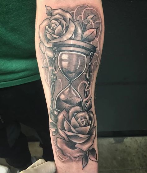 101 Amazing Hourglass Tattoo Designs That Will Blow Your Mind! - Outsons Hourglass Chest Tattoo, Hourglass Tattoo Design, Tattoo For Boys, Hour Glass Tattoo Design, Inside Bicep Tattoo, Half Sleeve Tattoos Sketches, Inside Of Arm Tattoo, Memorial Tattoo Designs, Bicep Tattoo Men