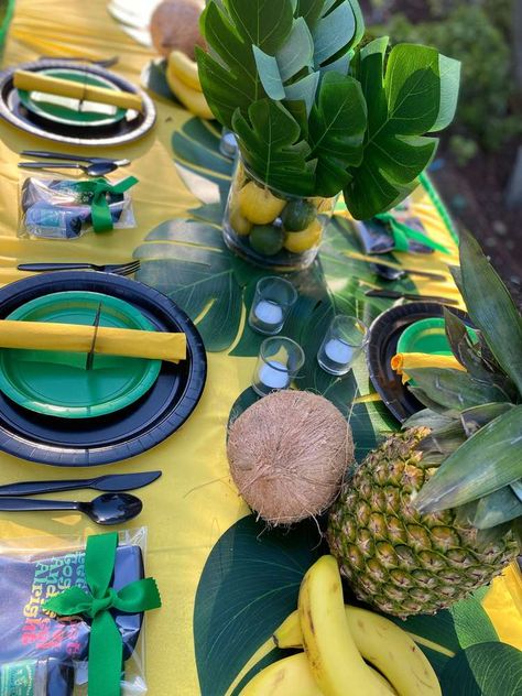 Jamaican 18th Birthday Socially Distanced Party | CatchMyParty.com Jamaican Independence Day Party, Jamaica Decorations Parties, Nigerian Themed Party, Jamaican Christmas Decorations, Jamaican Dancehall Party, Bahamas Party Theme, Jamaican Birthday Party Ideas, Carribean Party Theme, Jamaica Theme Party Ideas