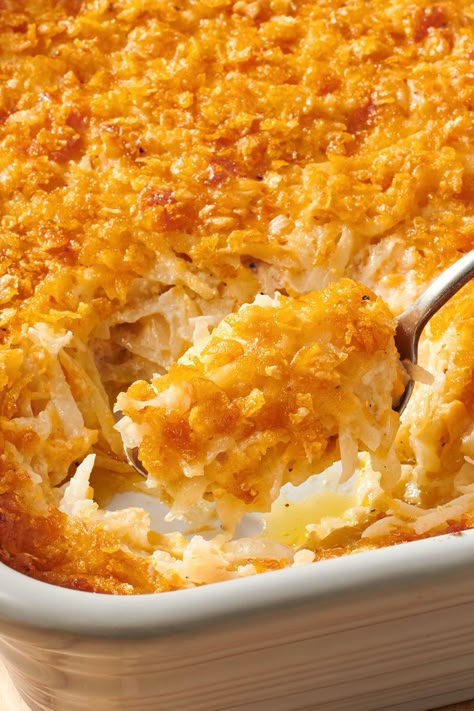 Grandma's Hash Brown Casserole Buffet Hashbrowns, Cheesy Ranch Hashbrown Casserole, Cheesy Hashbrown Cornflake Casserole, Hashbrown Potatoes Recipes, Cheesy Shredded Hashbrown Casserole, Hashed Brown Potato Casserole, Potatoe Casserole Recipes Breakfast, Hashbrown Casserole Pioneer Woman, Things To Make With Hashbrowns