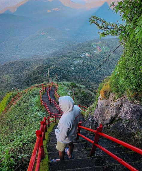 Sri Pada, also known as Adam’s Peak, is a 2,243m (7,359 ft) mountain in the central highland region of Sri Lanka. Popular for Sri Lankans and tourists alike. The typical climb is started in the middle of the night so you can reach the peak for a breathtaking adams peak sunrise. Adams Peak Sri Lanka, Adam's Peak Sri Lanka, Adams Peak, Sri Lanka Photography, Sri Lanka Holidays, Adam's Peak, Maldives Beach, Visit Maldives, Plitvice Lakes National Park