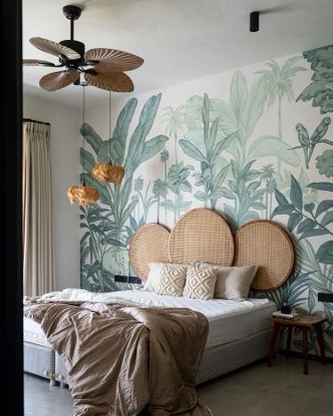 Tropical Bedroom Decor, Tropical Bedrooms, Decor Ideas Bedroom, Home Decor Aesthetic, Aesthetic Home Decor, Bed Design Modern, Home Decor Ideas Living Room, Homescreen Layout, Home Decorating Ideas