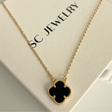 Gold necklace with black clover Gold And Black Necklace, Gold And Black Jewelry, Birthday Letters To Boyfriend, Black Clover Necklace, Van Cleef Necklace, Gold Vans, Clover Jewelry, School Info, Girlie Girl