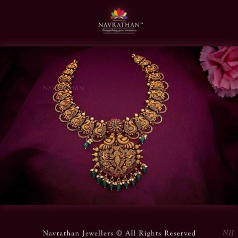 Kasula Peru, Nakshi Necklace, Nakshi Jewellery, Indian Gold Jewellery Design, Pretty Gold Necklaces, Marriage Jewellery, Hyderabadi Jewelry, Wedding Jewellery Designs, Jhumka Designs