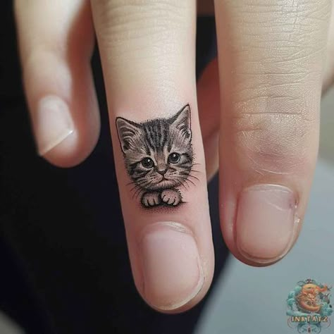 Feminine Finger Tattoos, Tattoos For Women Cat, Cat Face Tattoos, Kitten Tattoo, Katt Grejer, Finger Tattoo Designs, Bunny Tattoos, Sweet Tattoos, Cat Tattoo Designs