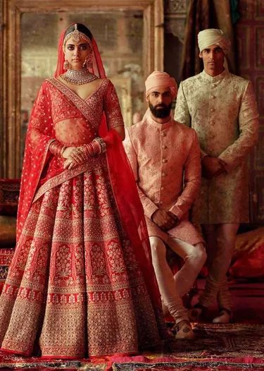 Sabyasachi 2019 Collection, Sabyasachi Wedding Collection, Indian Bridal Wedding Outfits, Sabyasachi Non Bridal Lehenga, Sabyasachi Bridal Saree Red, Shaadi Lehnga Red, Red Lahnga Bridal Look, Hindu Wedding Lehenga, Red Indian Bridal Outfit