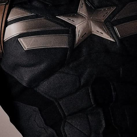 Aesthetic Captain America, Steve Rogers Aesthetic, Captain America Aesthetic, America Aesthetic, Avengers Aesthetic, Avengers Dr, Steven Grant Rogers, Aesthetic Marvel, Film Marvel