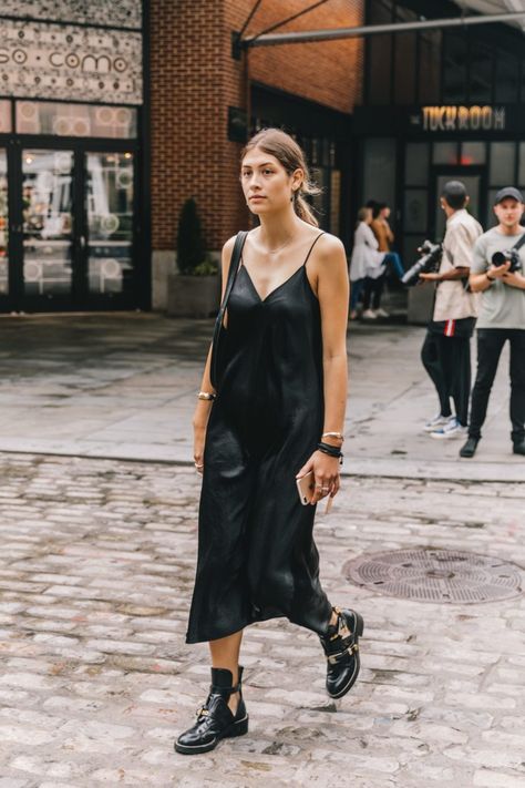 20 Black Slip Dresses That Are Perfect for Summer Black Slip Dress Outfit, Mode Dope, What Shoes To Wear, Slip Dress Outfit, Curated Closet, Grunge Dress, Black Slip Dress, Grunge Look, Womens Fashion Edgy