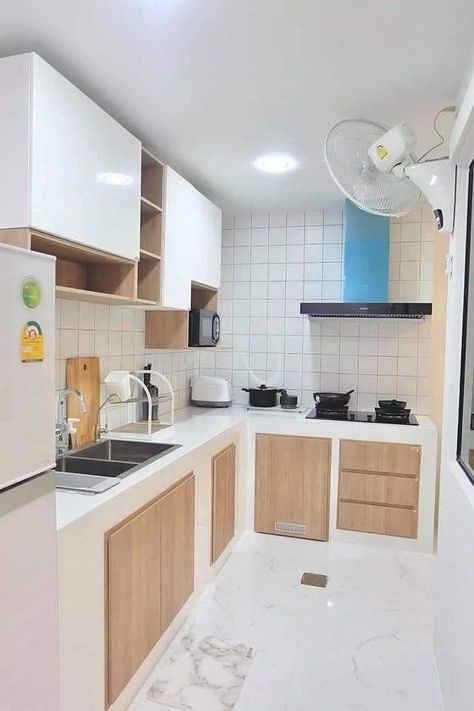 Small Kitchen Units, Small Kitchen Design Layout, Kitchen Designs Ideas, Interior Design Kitchen Contemporary, Model Dapur, Tiny Kitchen Design, Small Modern House Plans, Desain Pantry, Simple Kitchen Design