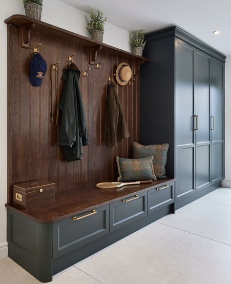 Oak Boot Room, Bootroom Utility Room, Dark Green Mudroom Cabinets, Country Boot Room, Moody Mud Room, Coat Room Ideas, Utility And Boot Room Ideas, Boot Room Ideas Entrance, Mudroom Coat Hooks