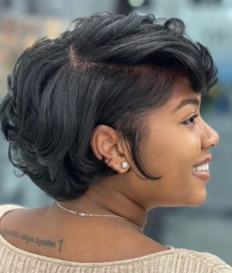 Voluminous Short Black Bob Natural Hair Bob Cut, Natural Hair Bob, Natural Hair Short, Hair Short Cuts, Natural Hair Short Cuts, Short Hair Black, Black Bob, Short Hair Pixie Cuts, Short Sassy Hair