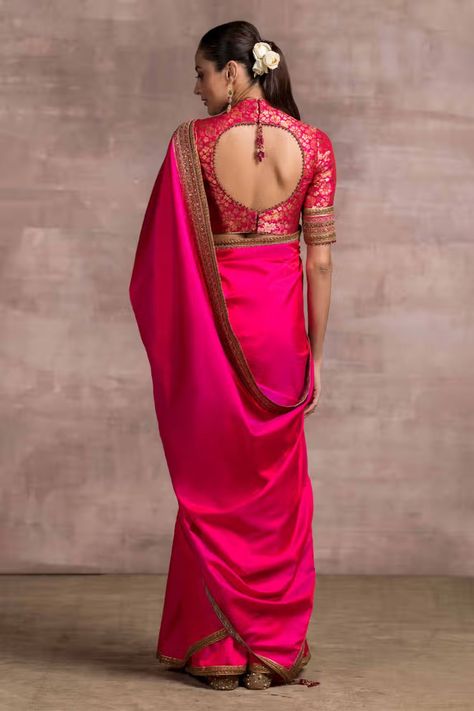 Hot Pink Saree, Saree Satin, Satin Silk Saree, Brocade Blouse, Traditional Blouse Designs, Sari Blouse Designs, Brocade Blouses, Tarun Tahiliani, Stylish Blouse Design