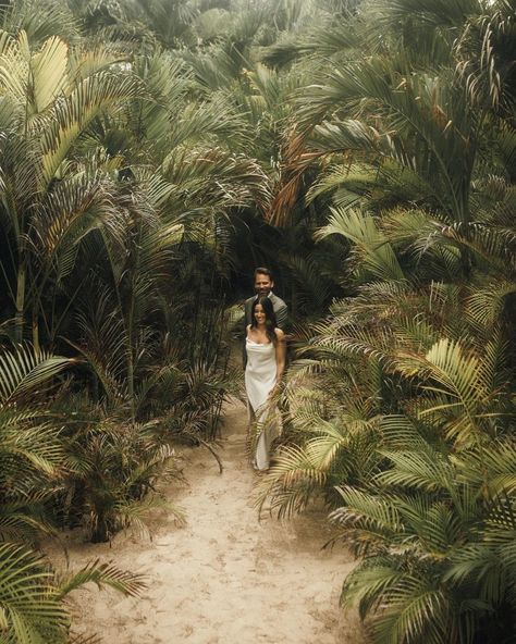 Tulum Based Photographer (@conie.weddings) • Instagram photos and videos Tulum Engagement Photos, Tulum Elopement, Belize Wedding, Tulum Wedding, Photos Inspo, Photography Inspiration Portrait, September 8, Wedding Engagement Photos, Creative Portraits