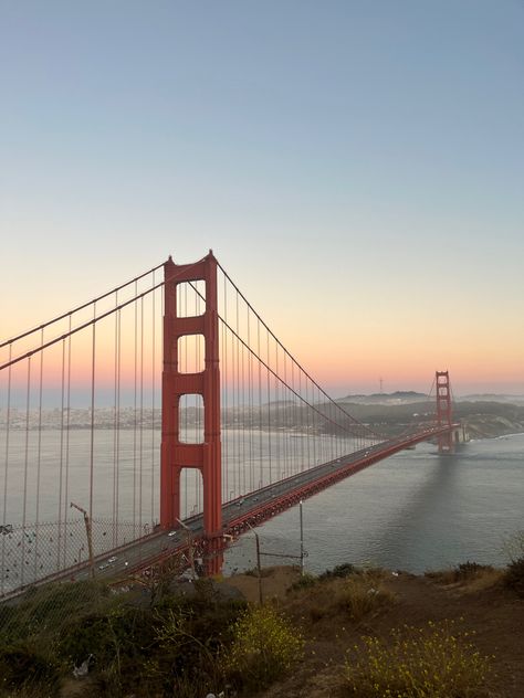 San Francisco Golden Gate Bridge lockscreen sunset vibes summer Golden Bridge San Francisco Photography, Golden Bridge San Francisco, San Francisco Aesthetic, Widget Iphone, San Francisco Girls, San Francisco Photography, Golden Bridge, San Francisco Golden Gate Bridge, Sunset Vibes