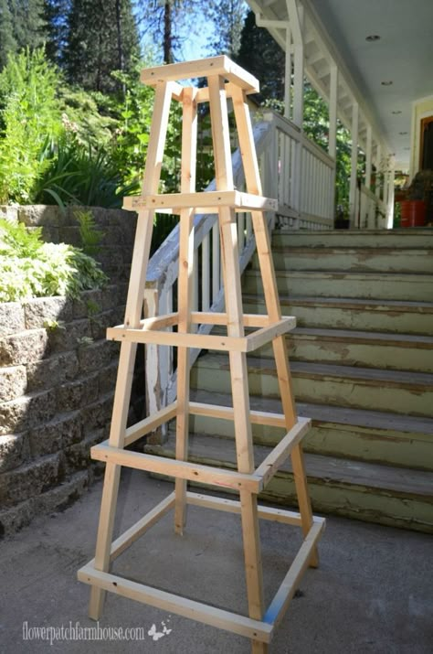 I needed something decorative in my garden and also a support to diffe… :: Hometalk Diy Garden Trellis, Garden Obelisk, Garden Vines, Tomato Cages, Homestead Survival, Love Garden, Diy Renovation, Diy Garden Projects, Easy Garden