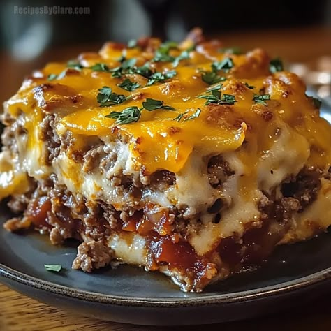 Cheesy Loaded Meatloaf Casserole Loaded Meatloaf Casserole, Beef And Biscuit Casserole, Loaded Meatloaf, Cattle Drive Casserole, Meatloaf Mashed Potatoes, Food Ideas To Make, Biscuit Casserole, Bacon Meatloaf, Meatloaf Casserole