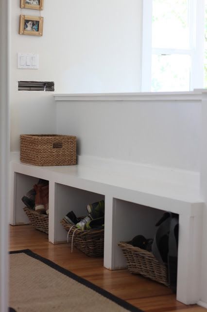 Pony wall; Ideas to add a built in bench or storage to an entryway that is open to the living room. Pony Wall Bench Seat, Pony Wall Ideas, Half Wall Room Divider, Pony Walls, Half Wall Ideas, Wall Room Divider, Creating An Entryway, Pony Wall, Half Walls