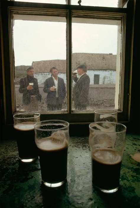 Ireland Aesthetic, Old Ireland, Irish Cottage, Irish Pub, Emerald Isle, Galway, Drinking Beer, Guinness, National Geographic