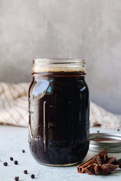 Starbucks Iced Chai Latte - The Fig Jar Starbucks Iced Chai Tea Latte Recipe, Chai Tea Concentrate Recipe, Starbucks Iced Chai, Chai Concentrate Recipe, Homemade Chai Latte, Chai Tea Bags, Chai Concentrate, Chai Tea Latte Recipe, Homemade Chai Tea