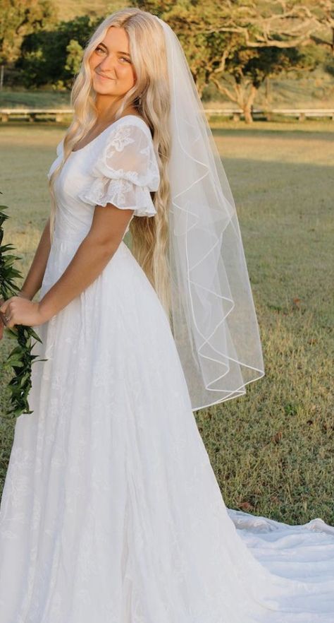 Wedding Dress Without Train Simple, Wedding Dresses Modest Lace, Reception Second Dress, Lace Vintage Wedding Dress With Sleeves, Wedding Dresses For Small Weddings, Modest Wedding Dresses Princess, Wedding Dresses Square Neckline Lace, Small Puff Sleeve Wedding Dress, Thick Off The Shoulder Wedding Dress