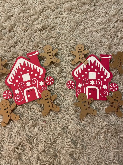 Ra Door Decorations College, Christmas Door Tags, Door Tags College, Christmas Ra Bulletin Board, Ra Door Tag Ideas, Winter Door Decs, Ra Christmas Door Decs, Winter Ra Bulletin Boards, Winter Door Decs Ra