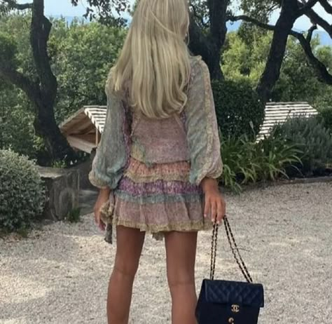 Copenhagen Style Dress, Summer Stockholm Style, Isabel Marant Style, Ibiza Dress, Chique Outfit, Fashion Forward Outfits, Aesthetic Lifestyle, Boho Chic Outfits, Stockholm Style