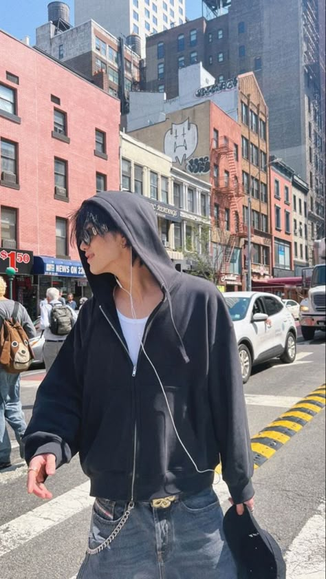 Asian Streetwear, Guys Fits, Nyc Fits, Boyfriend Outfit, Street Style Outfits Men, Street Fashion Men Streetwear, Guys Clothing Styles, Mens Outfit Inspiration, Cool Outfits For Men