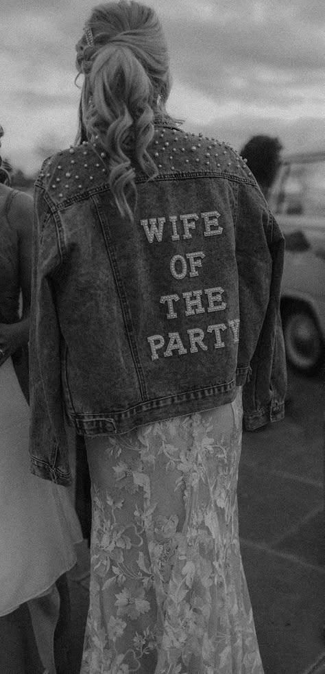 Bride wearing denim jacket embellished with pearls and back reading 'wife of the party' in the evening Denim Jacket Ideas, Bridal Denim Jacket, Hen Do Outfits, Wife Of The Party, Made With Love Bridal, Cowgirl Bachelorette Parties, Denim Wedding, Bride Jacket, Jacket Ideas