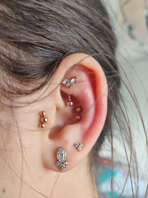 Double Conch Piercing, Double Conch, Double Ear Piercing Ideas, Stacked Lobe, Anti Helix, Double Ear Piercing, Ear Piercings Conch, Ear Stacking, Curated Ears