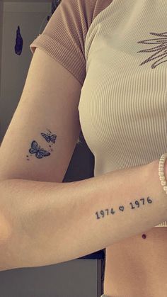 Tato Minimal, Basic Tattoos, Pretty Hand Tattoos, Small Pretty Tattoos, Petite Tattoos, Dad Tattoos, Small Hand Tattoos, Classy Tattoos, Discreet Tattoos