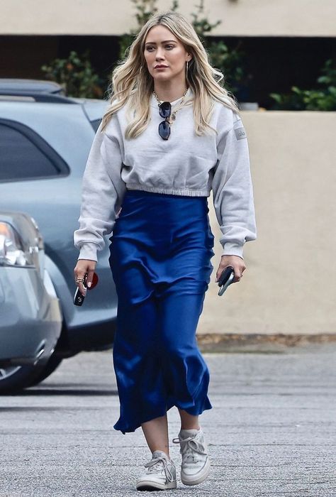 Hilary Duff Dress, Cropped Sweatshirt Outfit, Blue Satin Skirt, Sweater Over Dress, Hilary Duff Style, Yoga Sweatshirt, Cropped Crewneck, Crop Dress, Reebok Sneakers