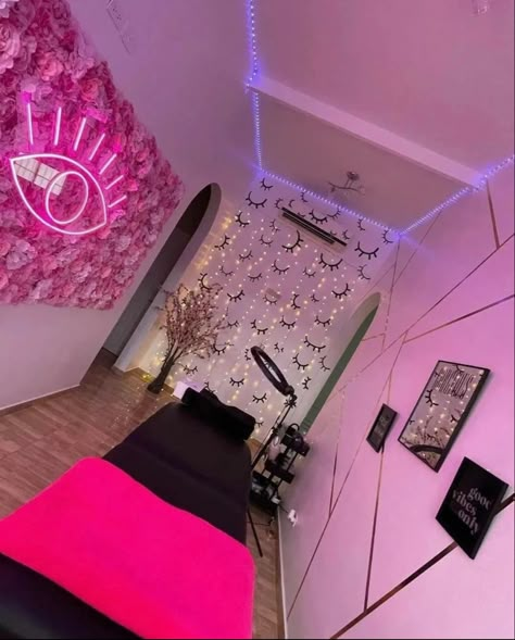 Black Lash Room, Lash Room Decor Ideas, Lash Studio Decor, Lash Room Ideas, Eyelash Decor, Eyelash Studio, Lash Room Decor, Tech Room, Beauty Room Salon