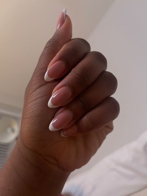 Narrow Almond French Tip, French Russian Nails, Russian Acrylic Nails, Almond French Tip Nails Black Women, Dip French Tip Nails Almond, Russian Manicure French Tip, Short Russian Manicure, French Tip Manicure Natural, French Tip Nails Almond Short