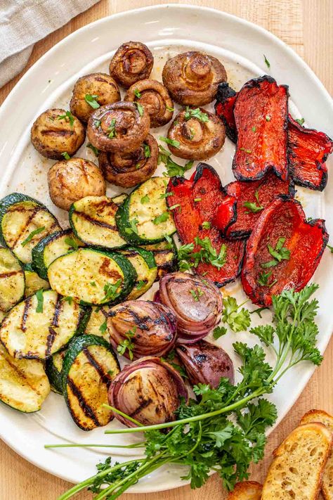 Best Grilled Vegetable with Marinade Grilled Chicken Vegetables, Best Veggies On The Grill, Vegetables For Barbecue, Charcoal Grilled Vegetables, Grilled Steak And Veggies, Grill Vegetables In Oven, Grilled Fish And Veggies, Roasted Veggie Marinade, Best Bbq Vegetables