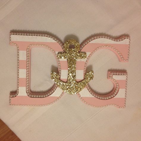 How adorable are these DIY DG letters?! Letters On Wall, Delta Gamma Crafts, Dg Letters, Sorority Sugar, Big Little Gifts, Sorority Crafts, Alpha Gamma Delta, Diy Letters, Monogram Wall