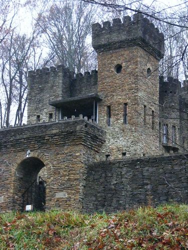 Loveland Castle | Sandra | Flickr Loveland Castle, Loveland Ohio, Medieval Castles, Chateau Medieval, Castle Mansion, Famous Castles, Abandoned Castles, Castle Ruins, Castle House