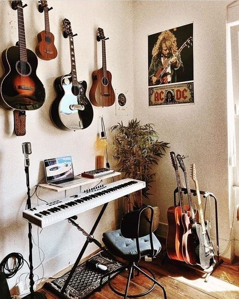 Home Music Studio Bedroom, Bedroom With Musical Instruments, Small Music Area In Living Room, Musician Studio Apartment, Music Studio In Living Room, Home Music Corner, Music Room Living Room, Music Station Bedroom, Apartment Music Corner