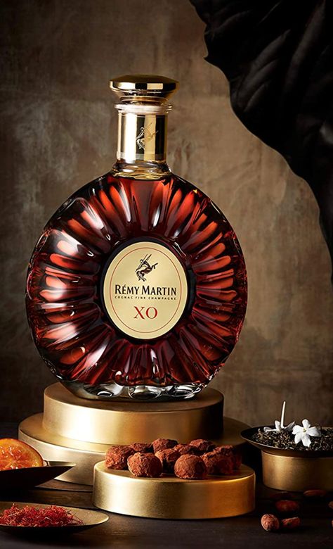 #cognac #xo #alcohol #alcoholinks #amazondeals Brandy Alcohol, Cognac Aesthetic, Most Expensive Alcohol, Starbucks Merchandise, Alcohol Facts, Remy Martin, Aesthetic Grunge Outfit, Cigars And Whiskey, Pop Bottles