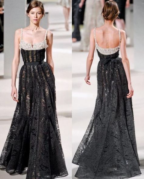 F F V on Instagram: "I’m in love ❤️ Elie Saab 2011 . . #eliesaab#eliesaabcouture#eliesaabdress#hautecouture" Mideval Dress, Ocassion Dress, Debutante Dresses, Elie Saab Gowns, Black Dress Style, Womens Trendy Dresses, Pretty Prom Dresses, Gala Dresses, Evening Dresses Elegant