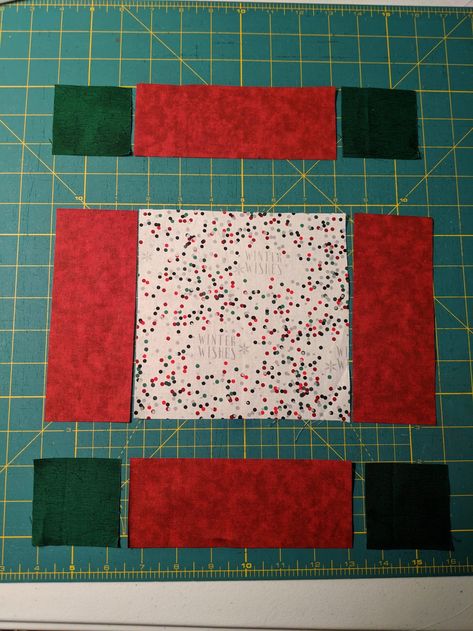 Quilted Potholders Patterns Free, Potholder Diy, Quilt Potholders, Quilted Potholder Tutorial, Potholder Patterns Free, Quilted Potholder Pattern, Quilt Gifts, Hot Pads Tutorial, Christmas Potholders